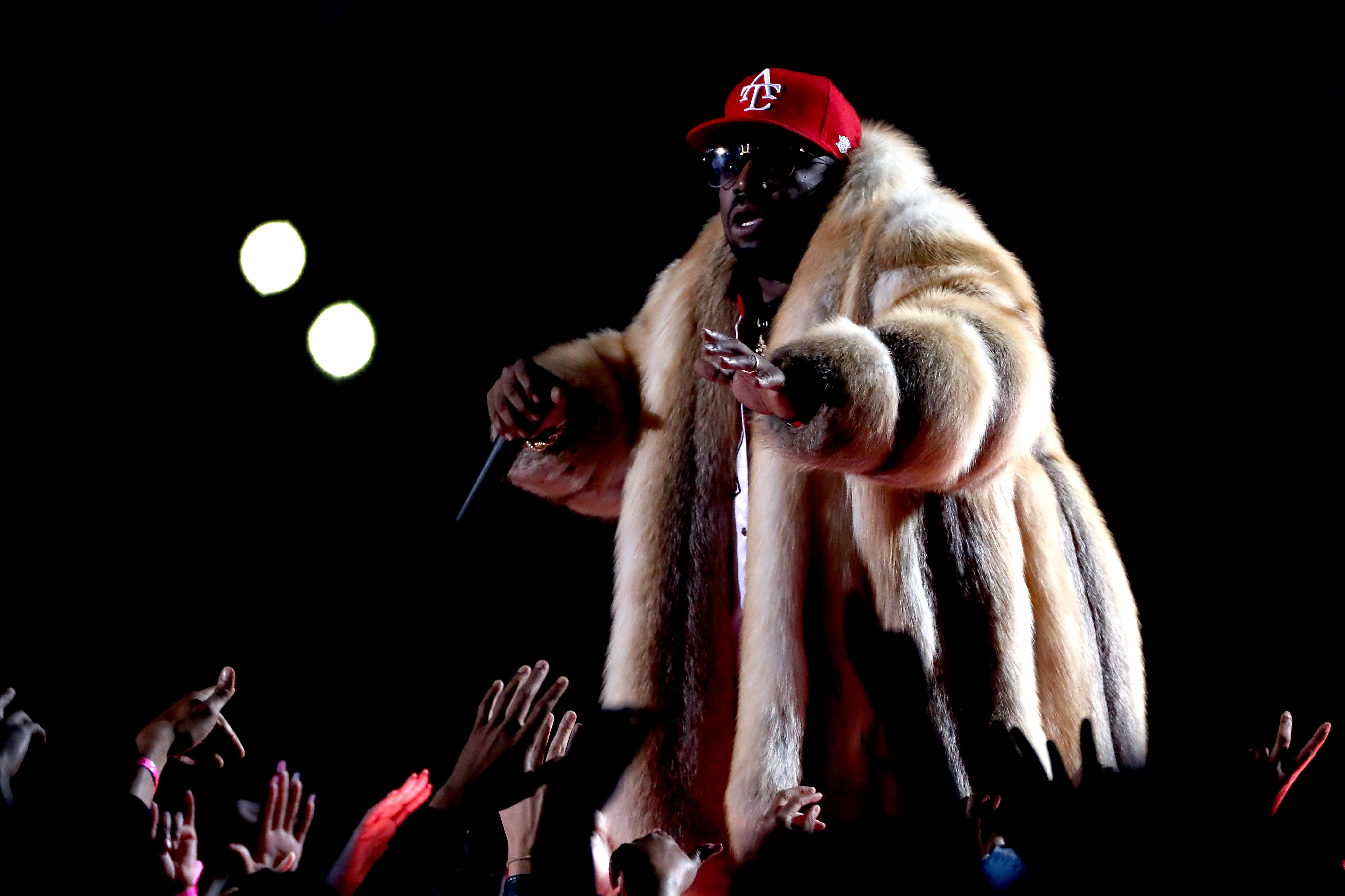 Dawg, they should do dis for every Braves game… #bigboi #outkast