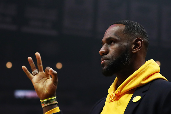 LeBron James joins St. Vincent-St. Mary teammates to try out new basketball  court at Akron's I Promise School