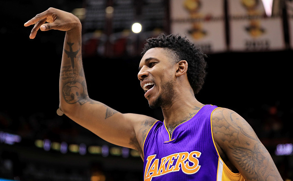 Nick Young recalls stealing Kobe's knee pads during college