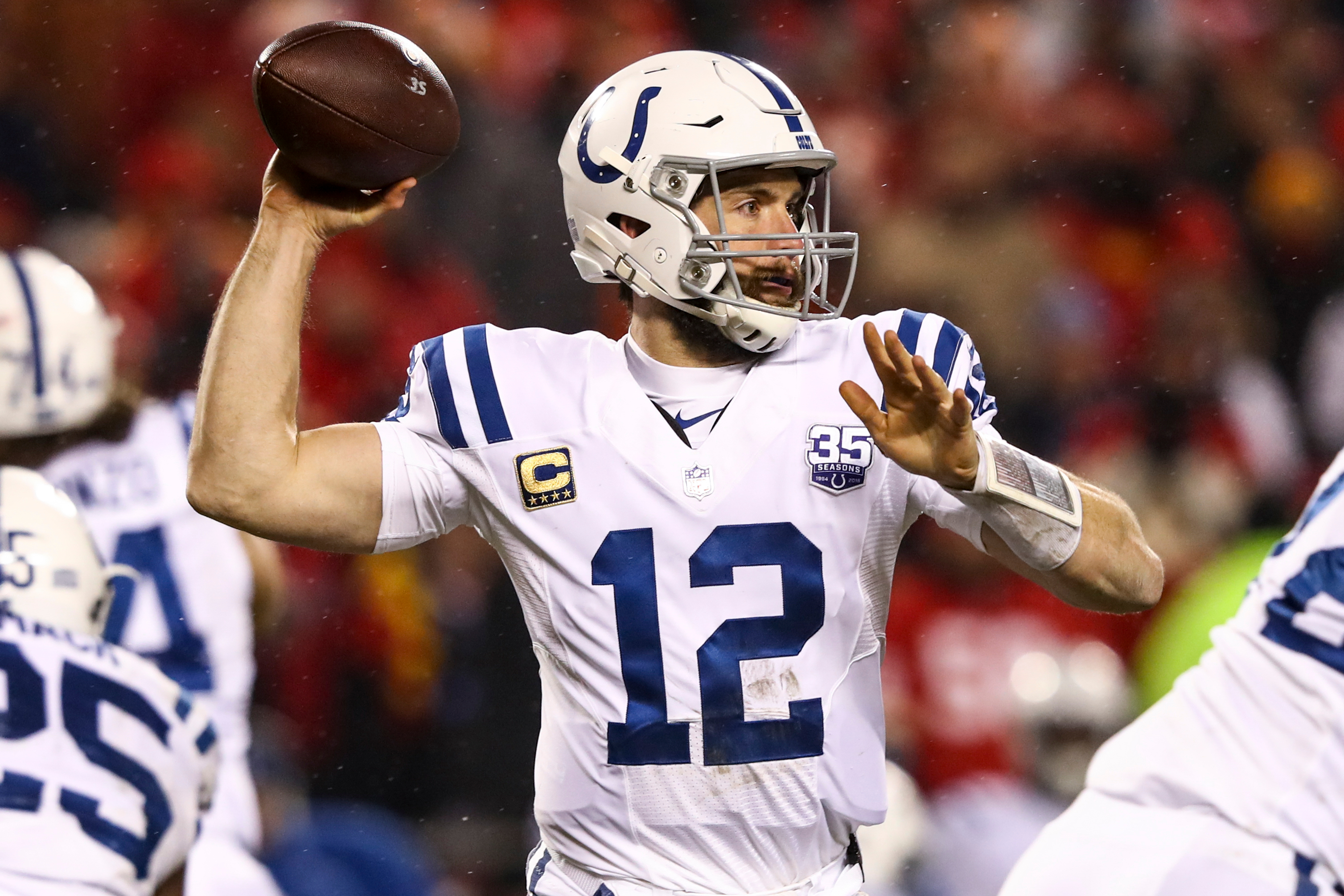 Andrew Luck shines, but injuries and drops doom Colts to another loss