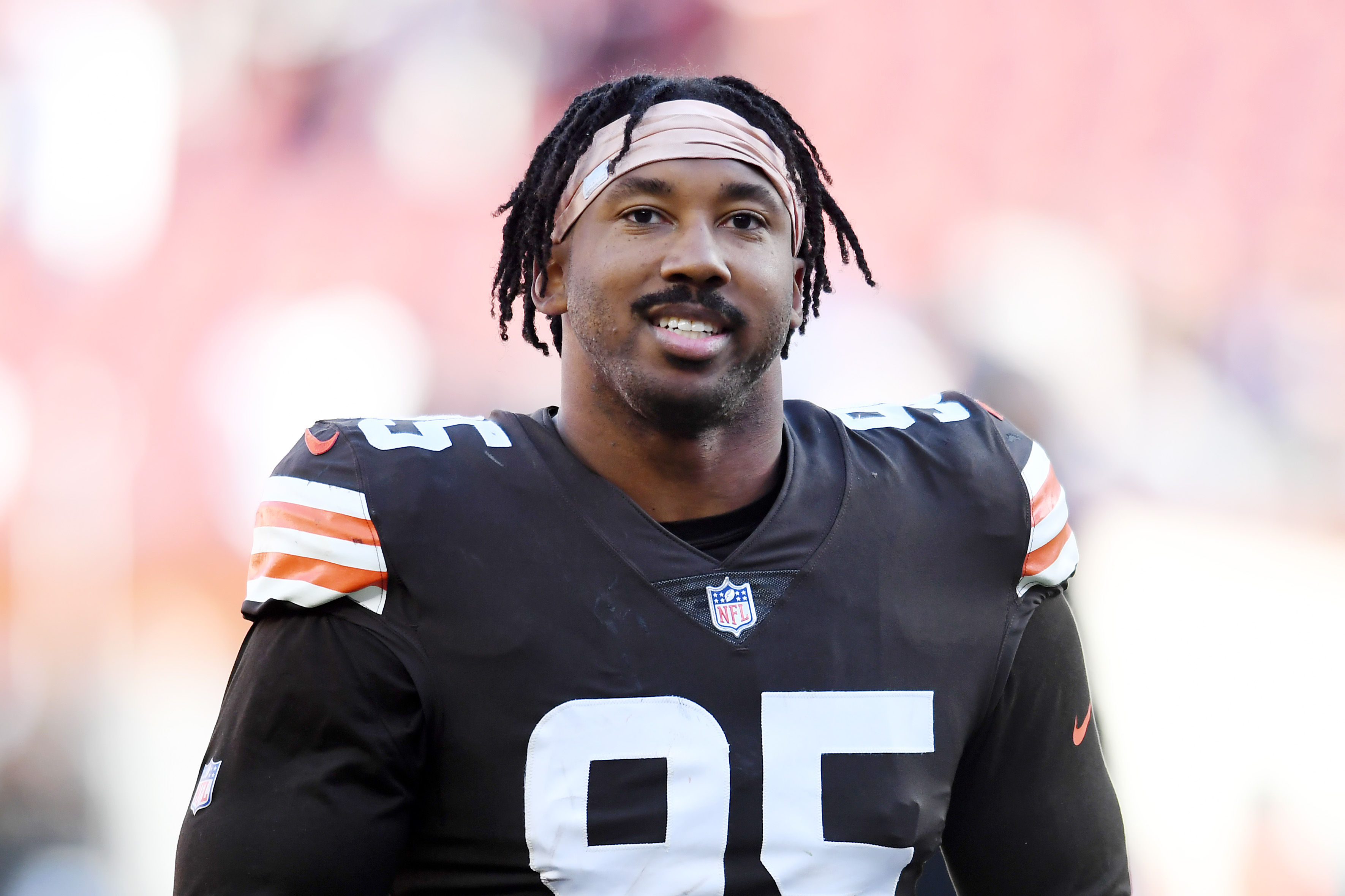 Myles Garrett Taunts NFL QBs With Grim Reaper Costume