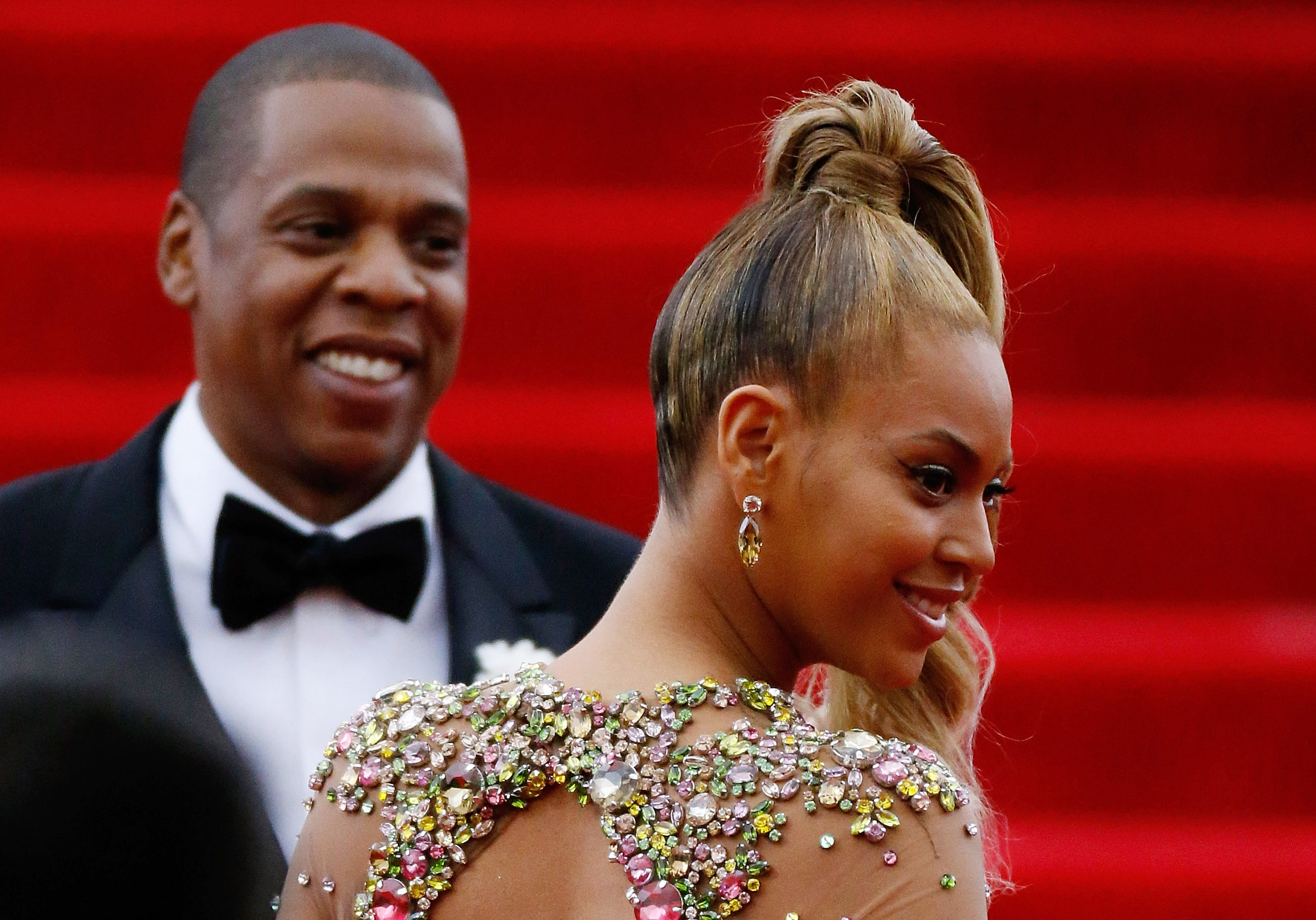 Jay Z & Beyonce Have Paid “Tens Of Thousands” In Protestors’ Bail Money