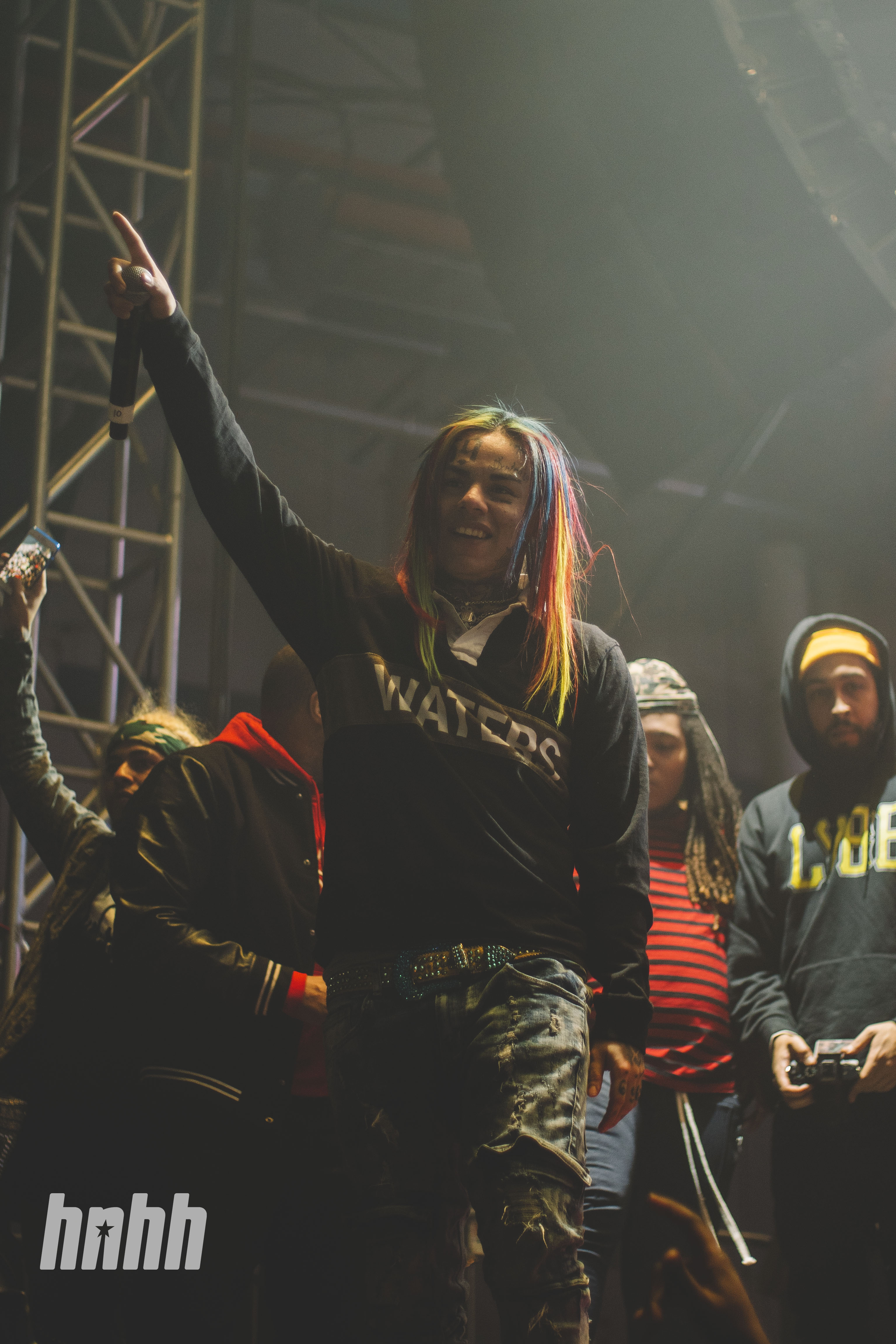 Six9six Rapper 6ix9ine Comically Responds To Himself During Chief Keef Beef: