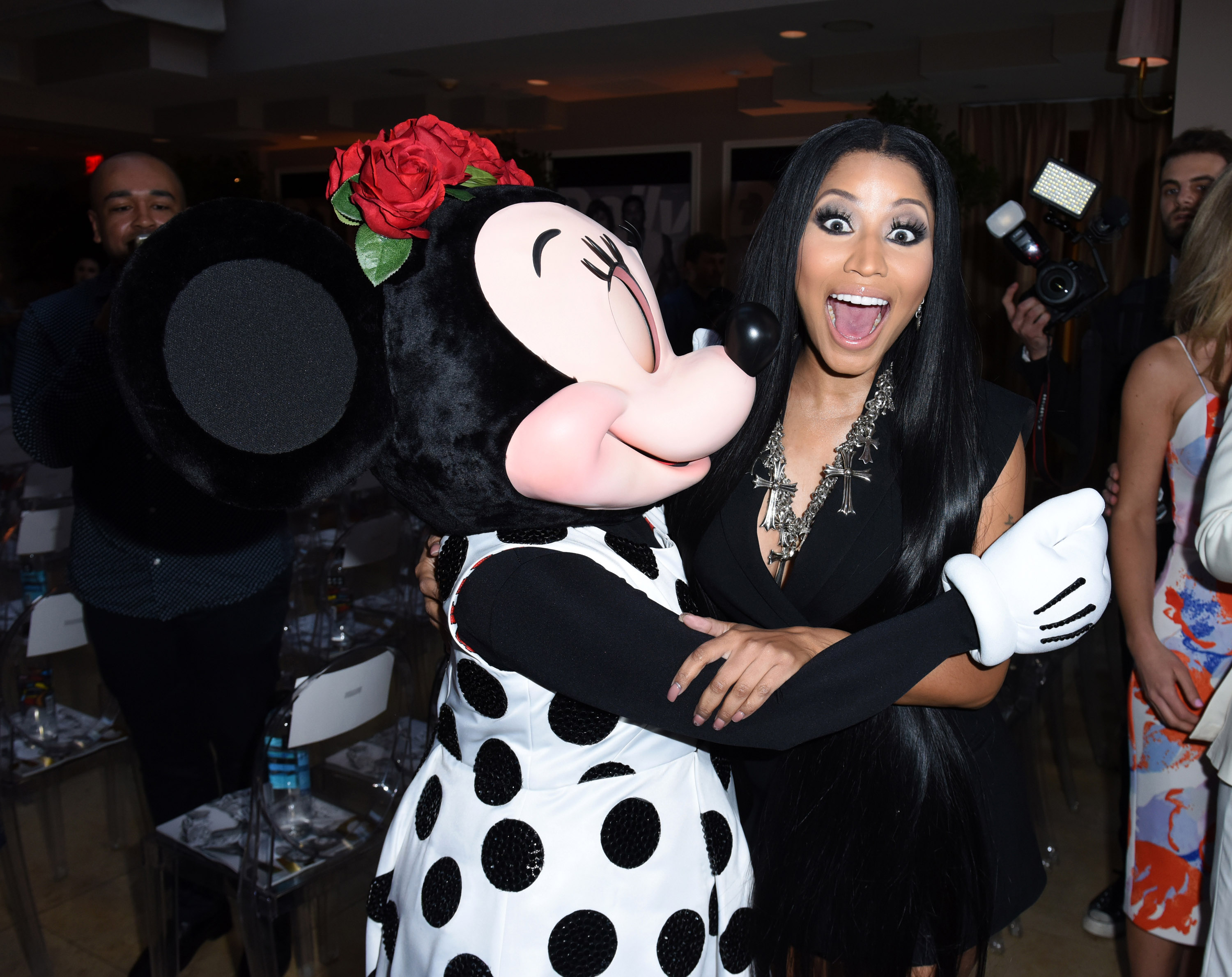 nicki-minaj-makes-history-with-new-hot-100-milestone