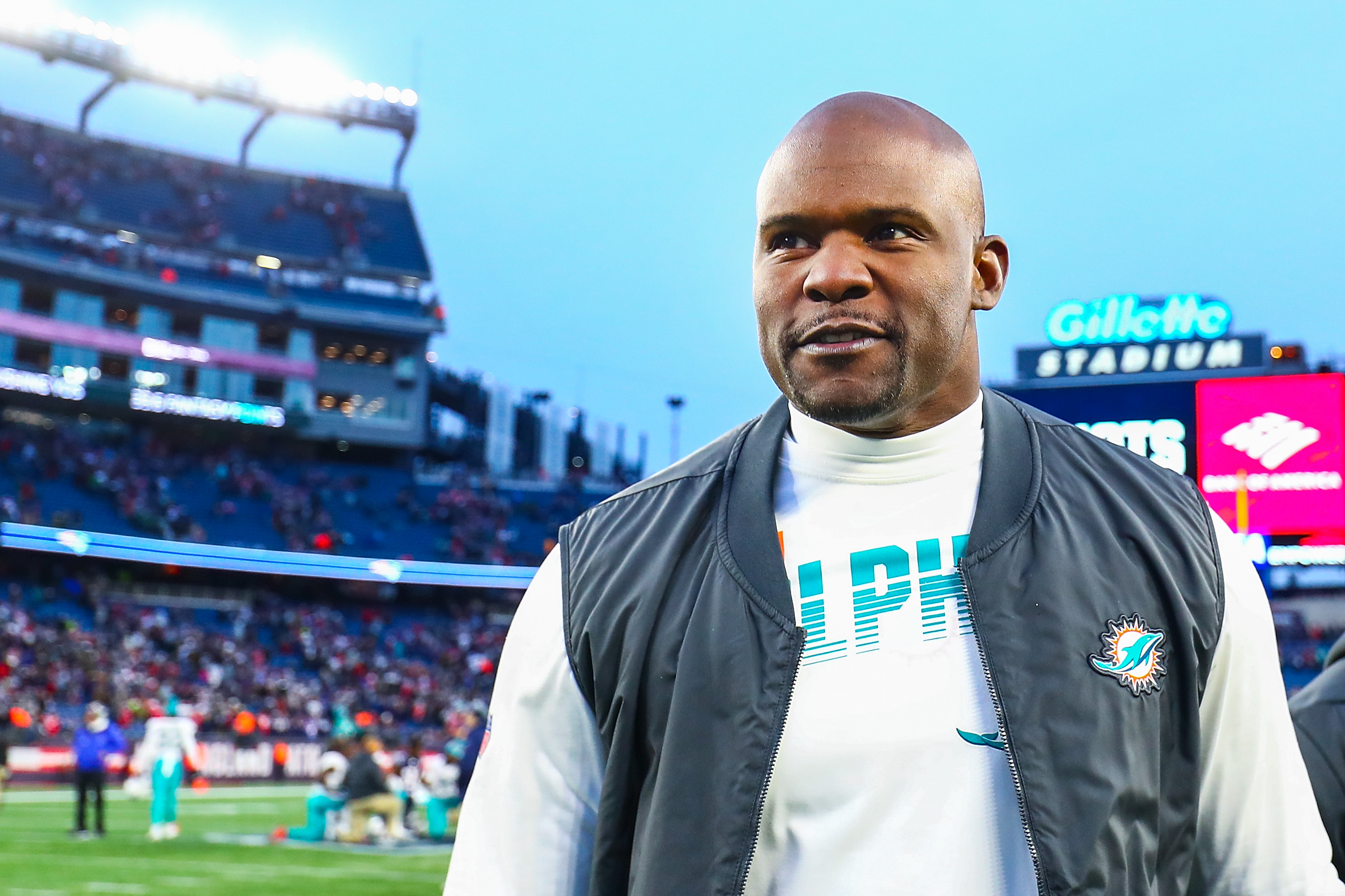 Steelers hire former Dolphins coach Brian Flores as defensive assistant