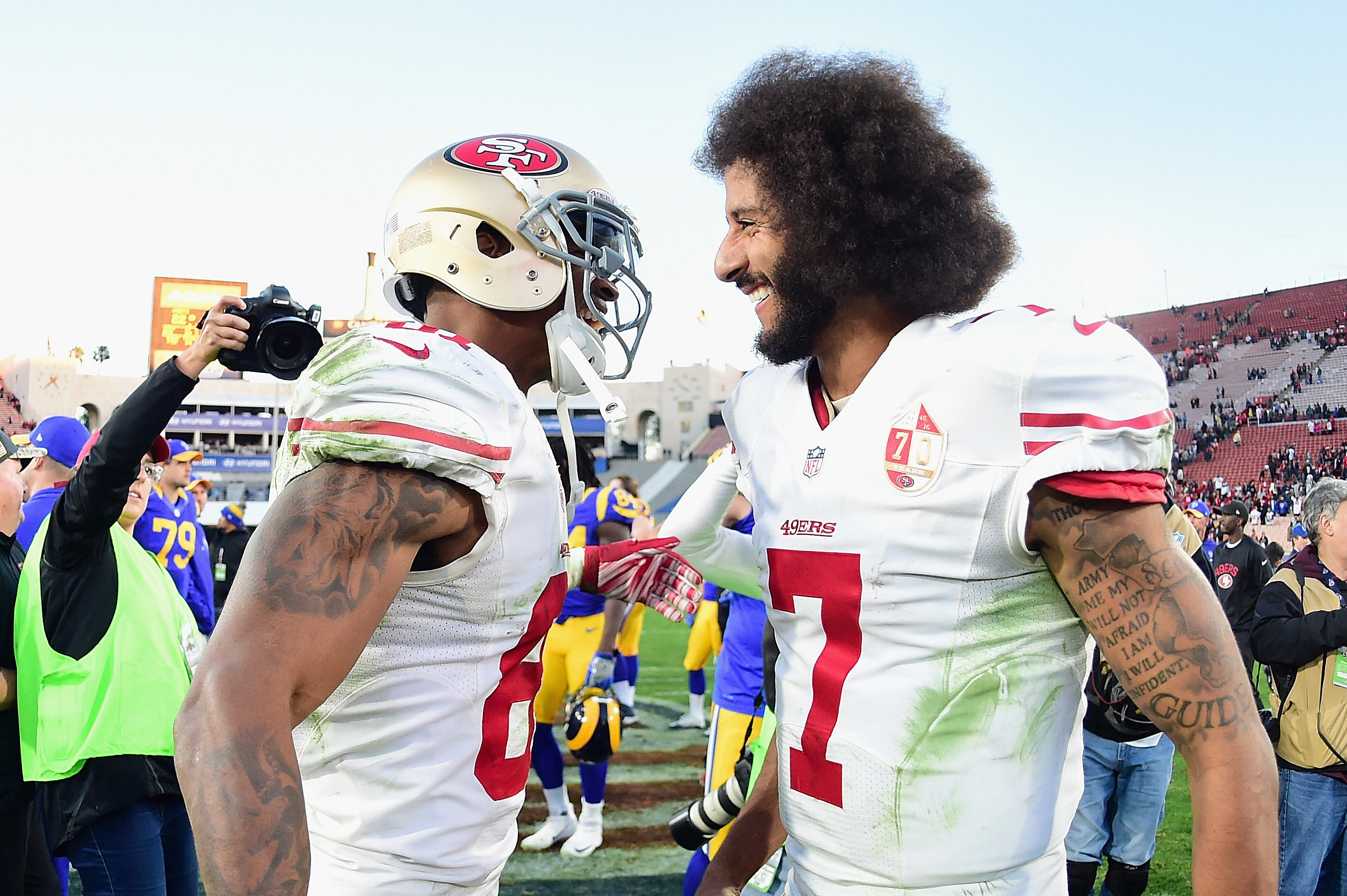 San Francisco 49ers Apologize For Omitting Colin Kaepernick From