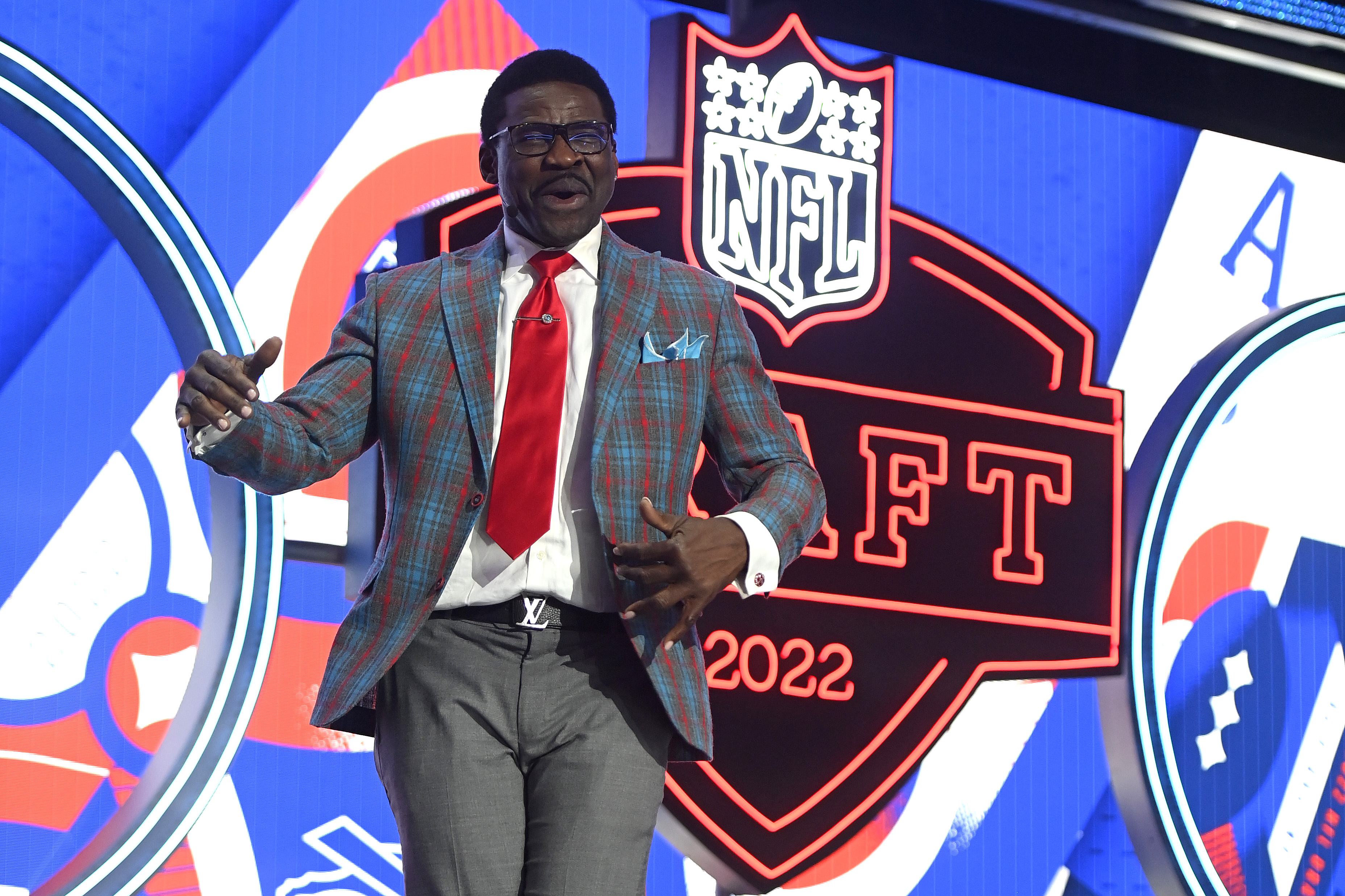 WATCH: Stephen A. Smith Calls Out Michael Irvin, Dallas Cowboys