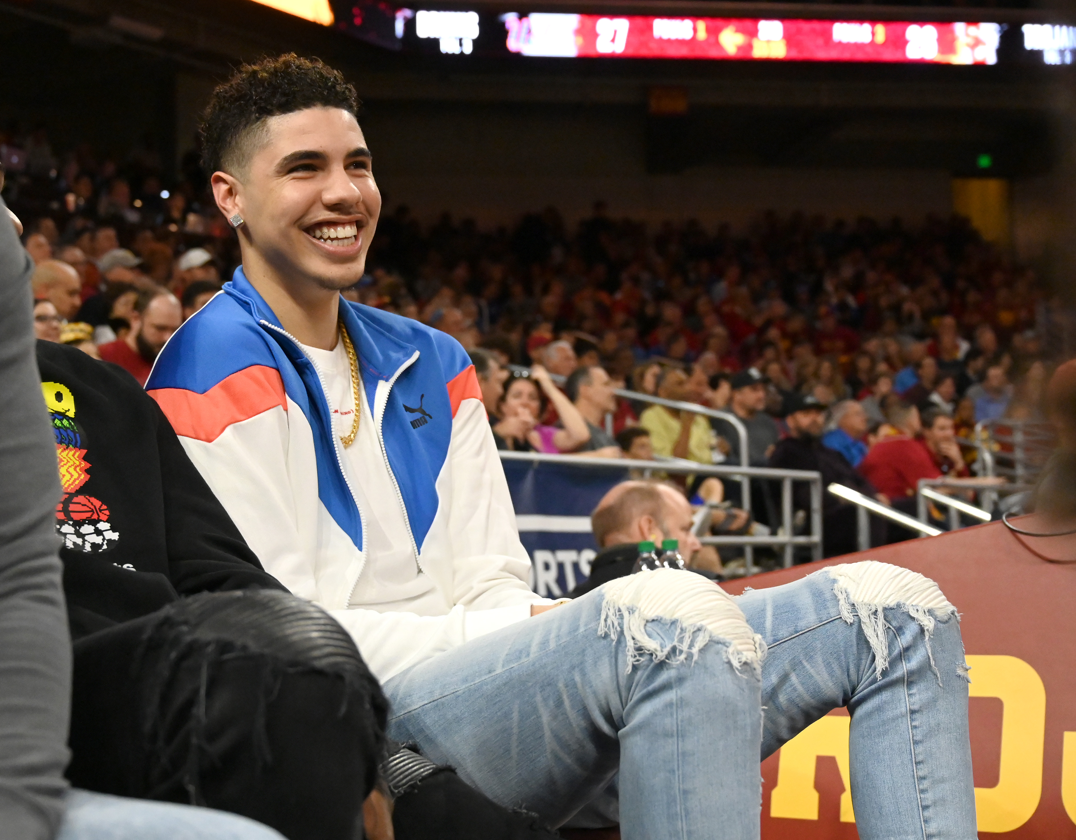 LaMelo Ball Disagrees With LaVar On Warriors Hot Take