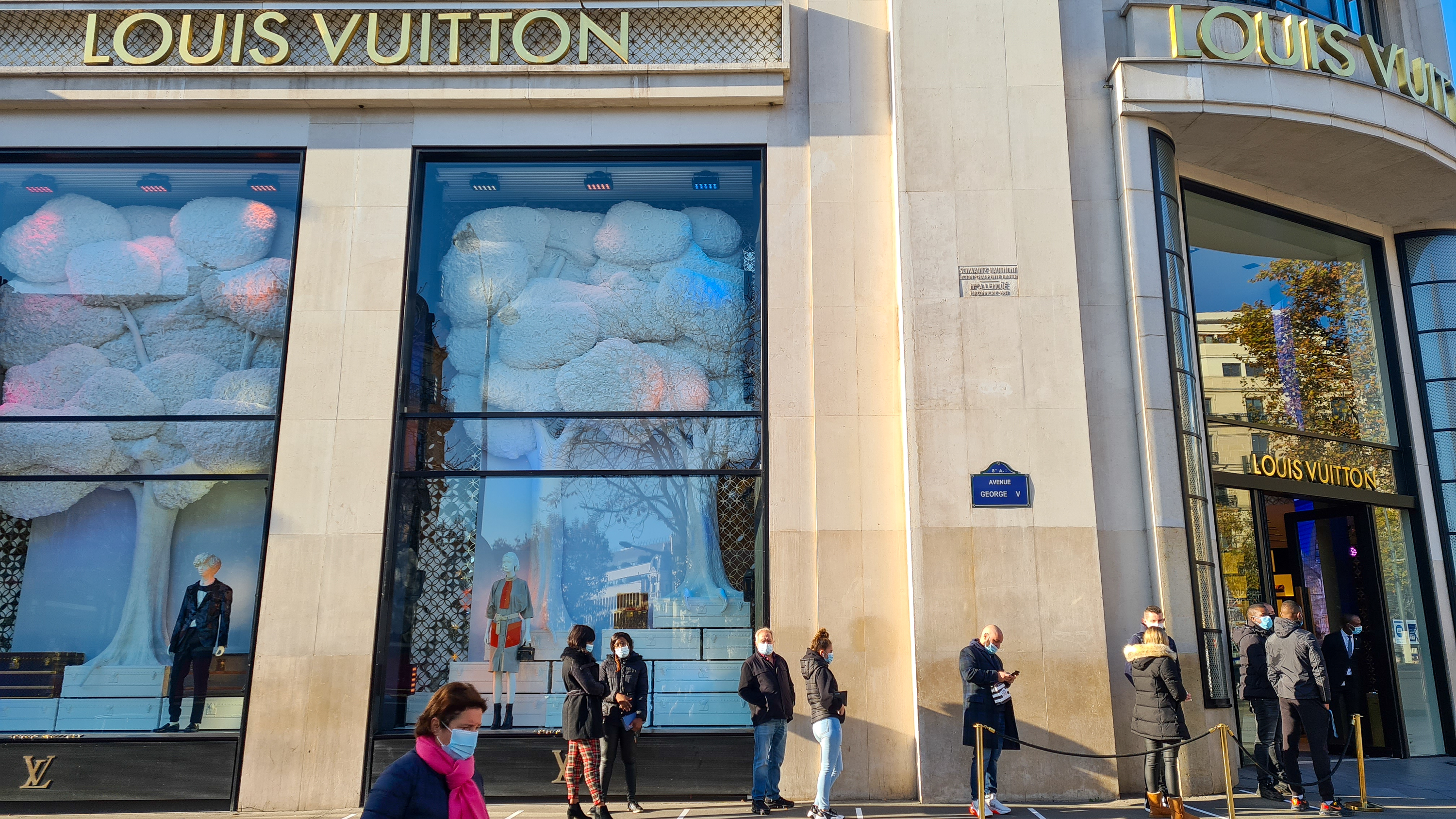 US Singer Janet Jackson leaves the presentation of Louis Vuitton