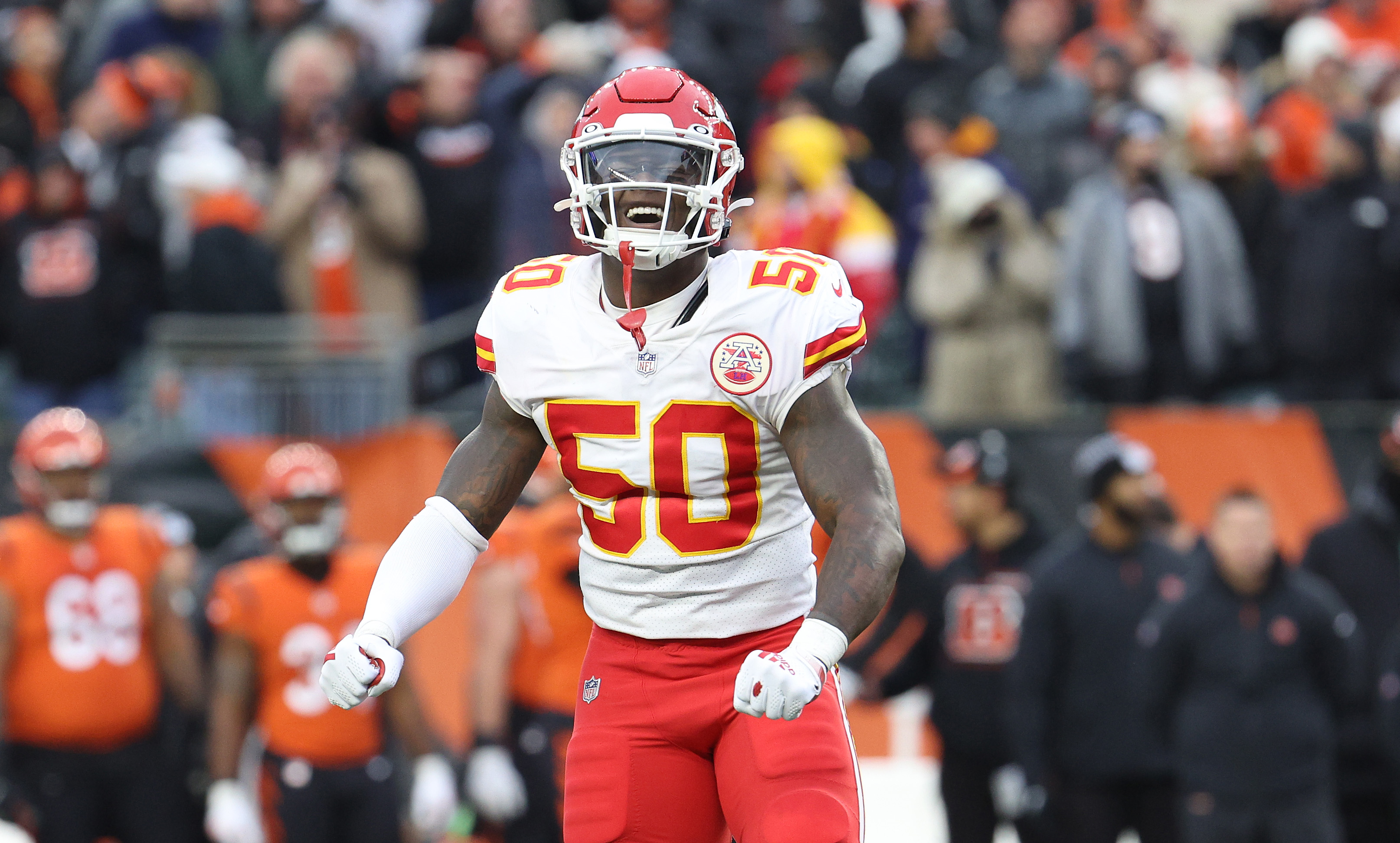 Chiefs linebacker Willie Gay to play Sunday despite misdemeanor charges