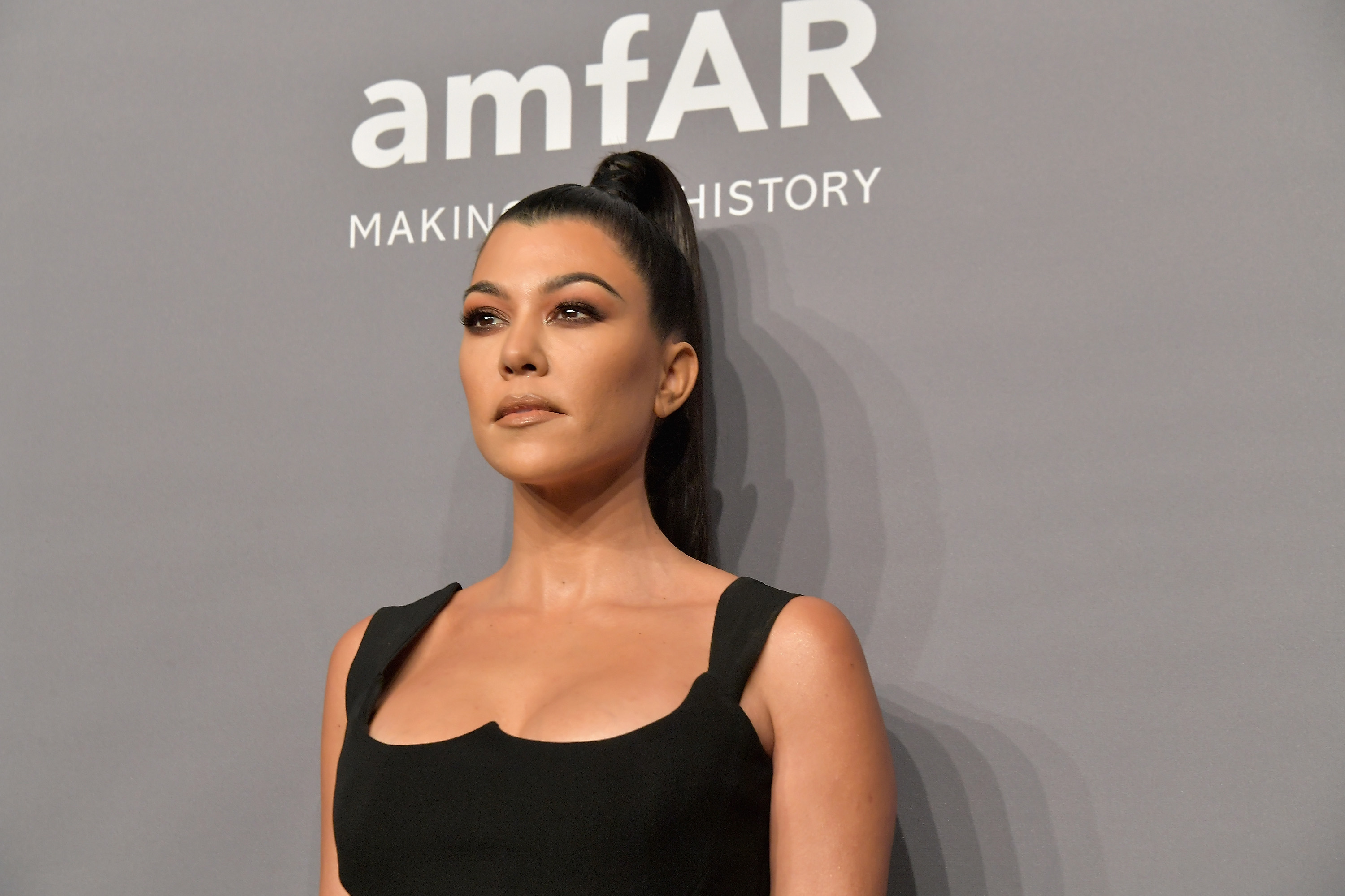 Kourtney Kardashian Poses Nude To Promote New Project Poosh