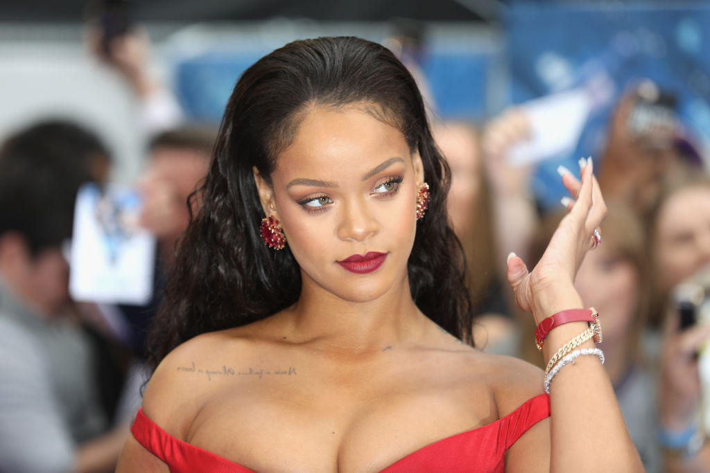 Rap Alert (Backup) on X: Rihanna is now officially a billionaire