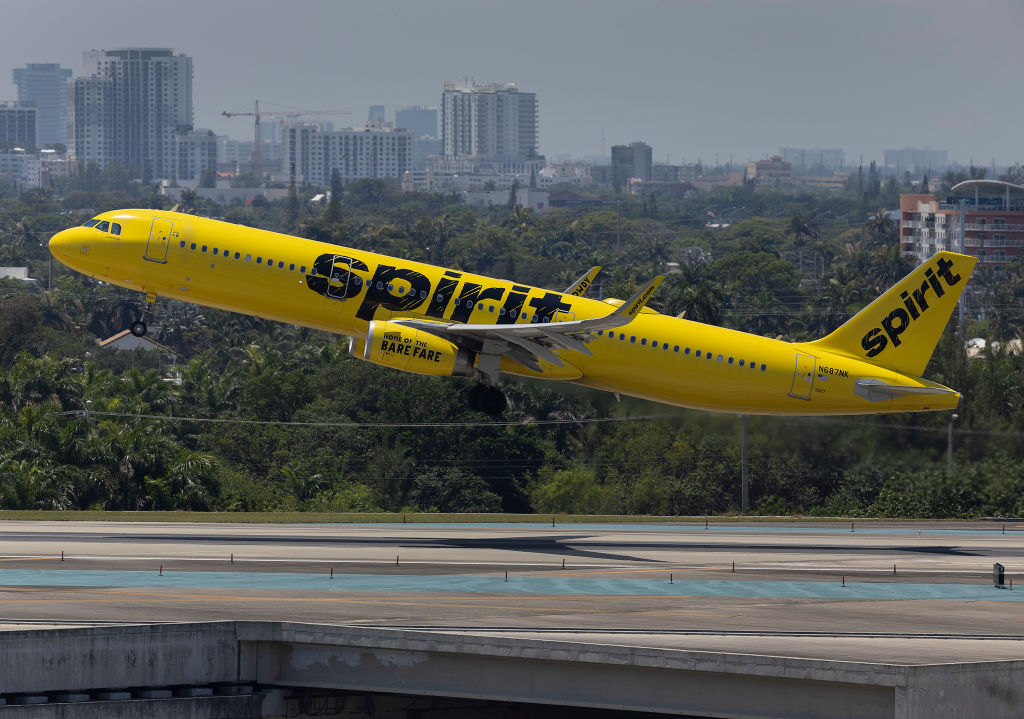 Spirit Airlines Jet Catches Fire, Passengers Told To “Stay Seated” By Crew