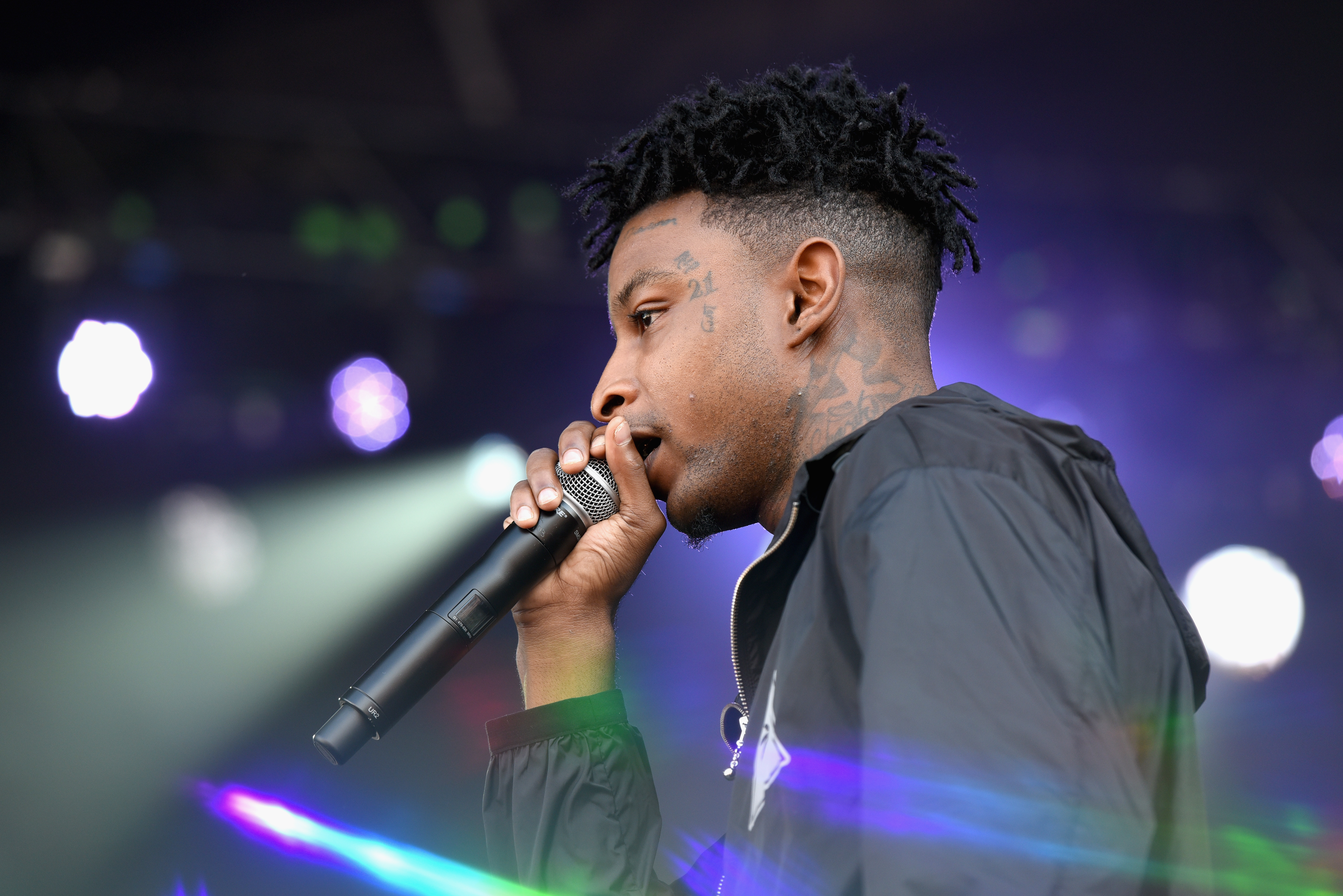 21 Savage Buys Himself A New 2017 Mercedes Maybach