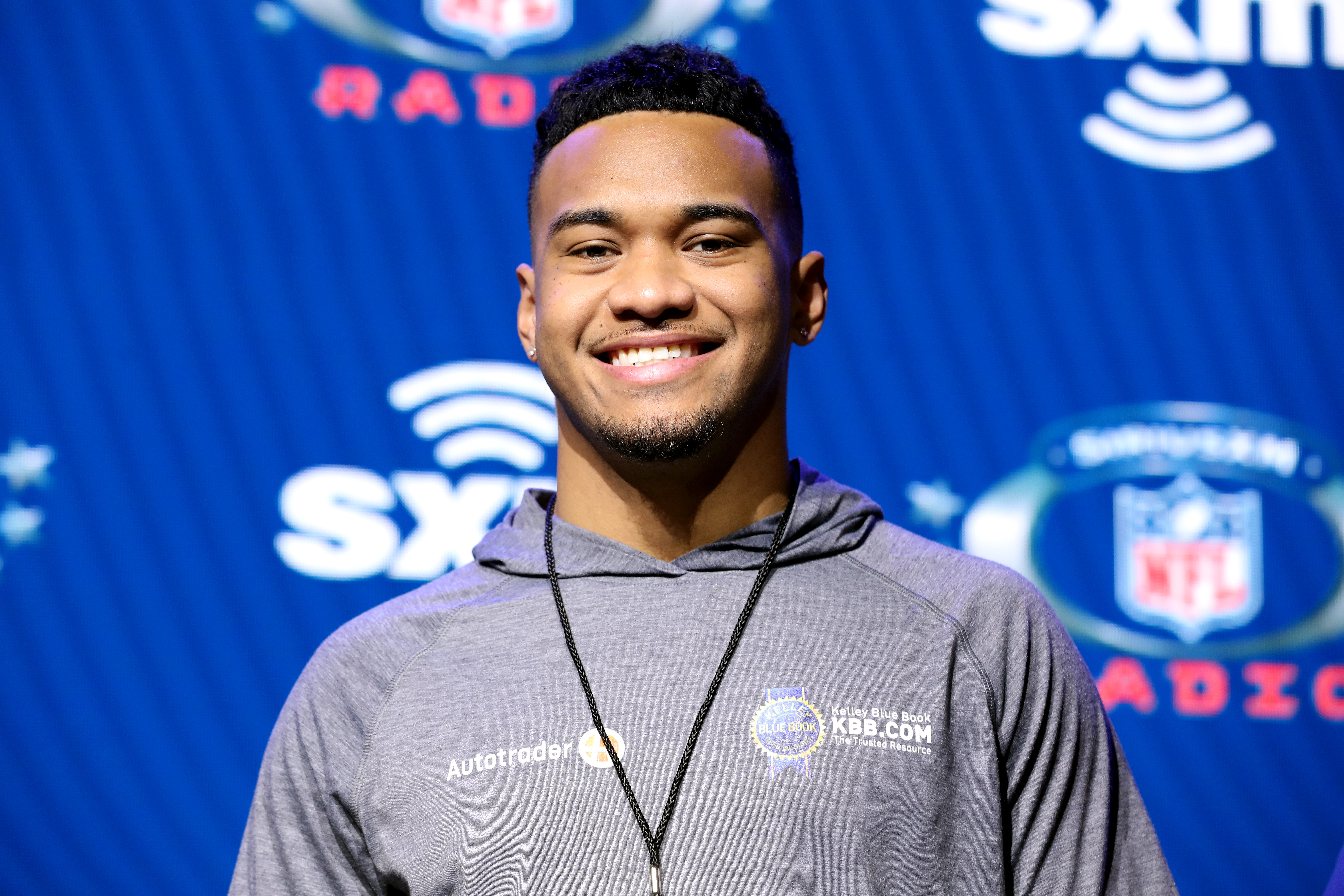 Tua Tagovailoa gifts his mom a Mother's Day Cadillac Escalade