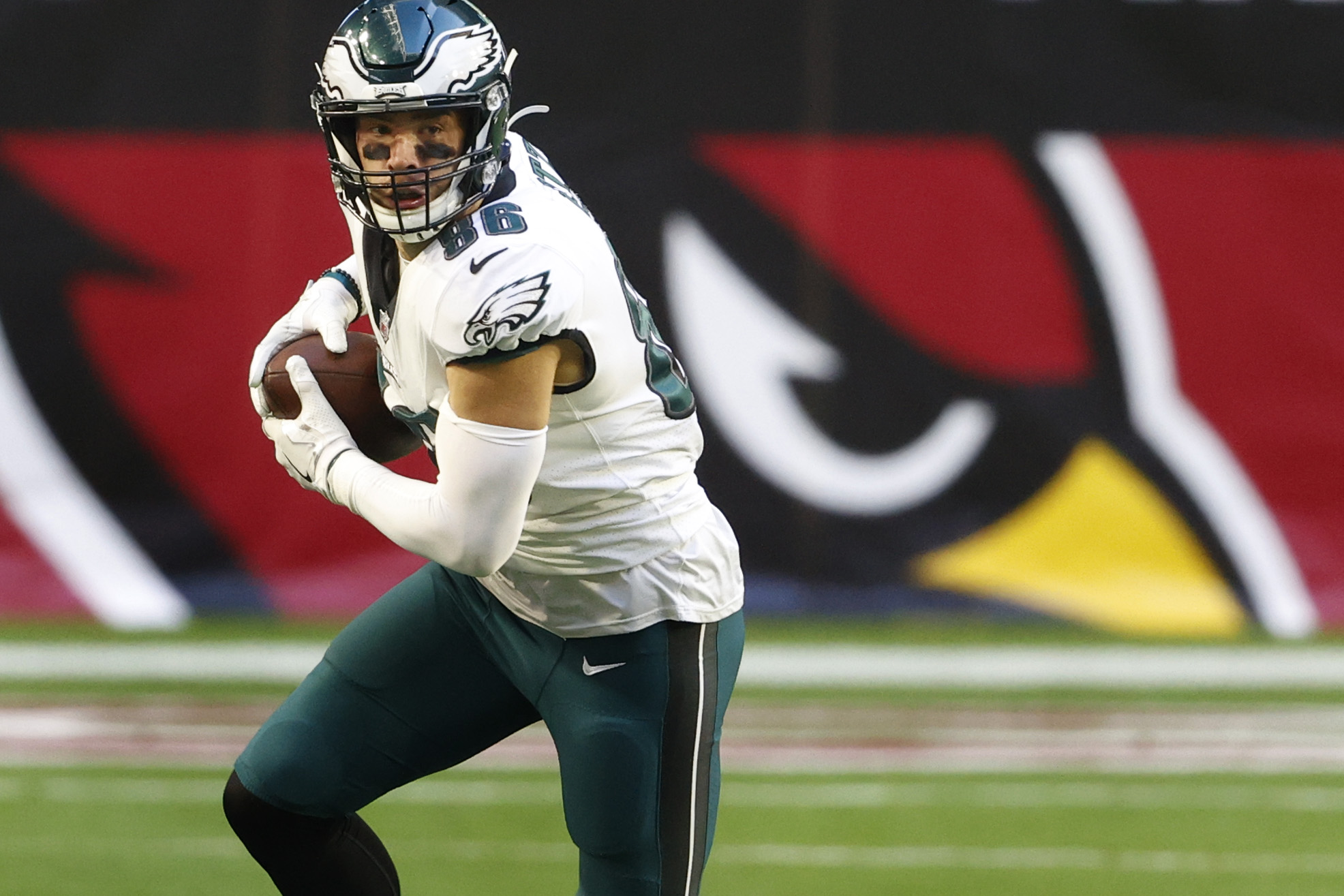 Report: Colts Have Had Trade Conversations with Eagles Regarding TE Zach  Ertz - Stampede Blue