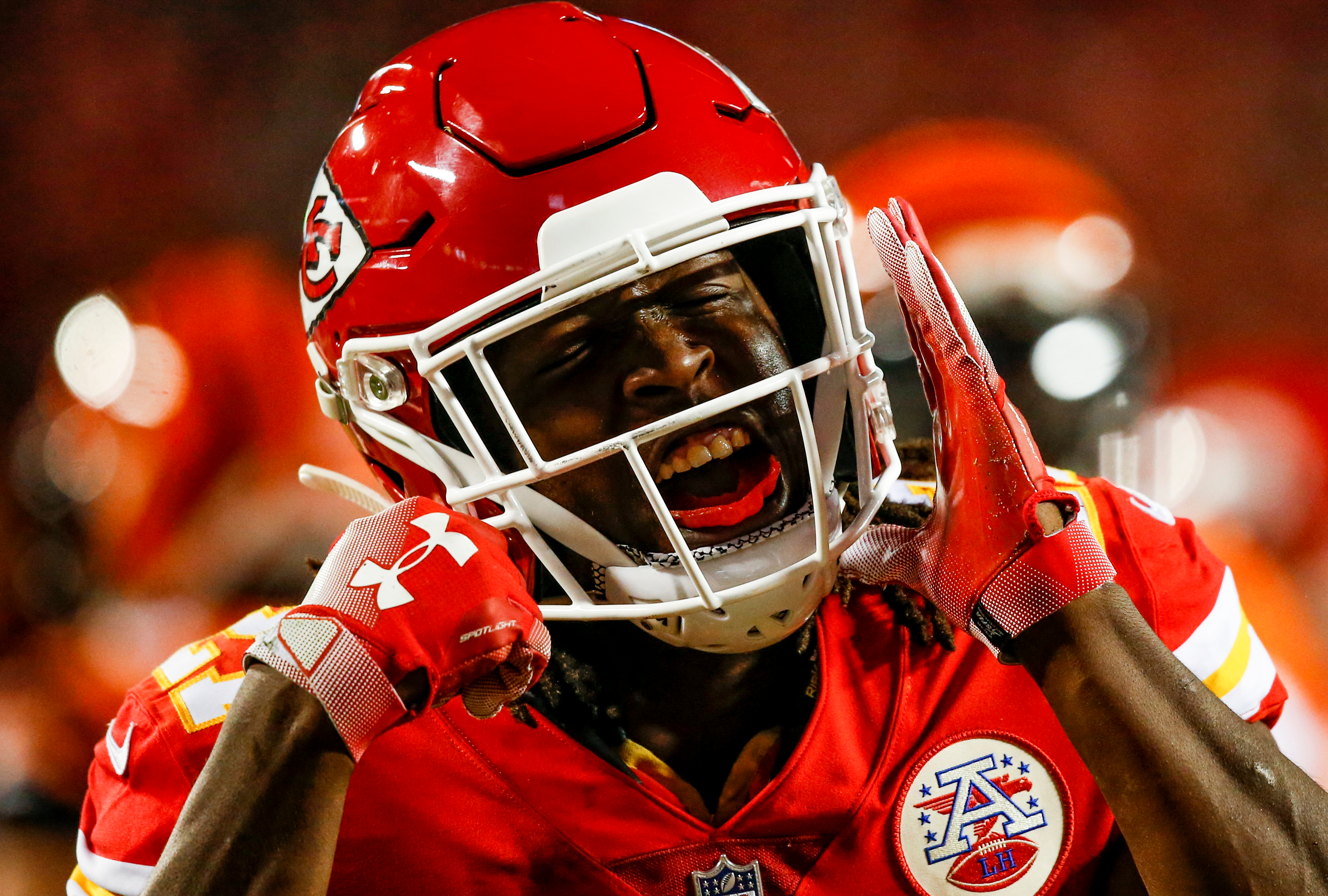 Kareem Hunt Pulled from Madden 19 Video Game