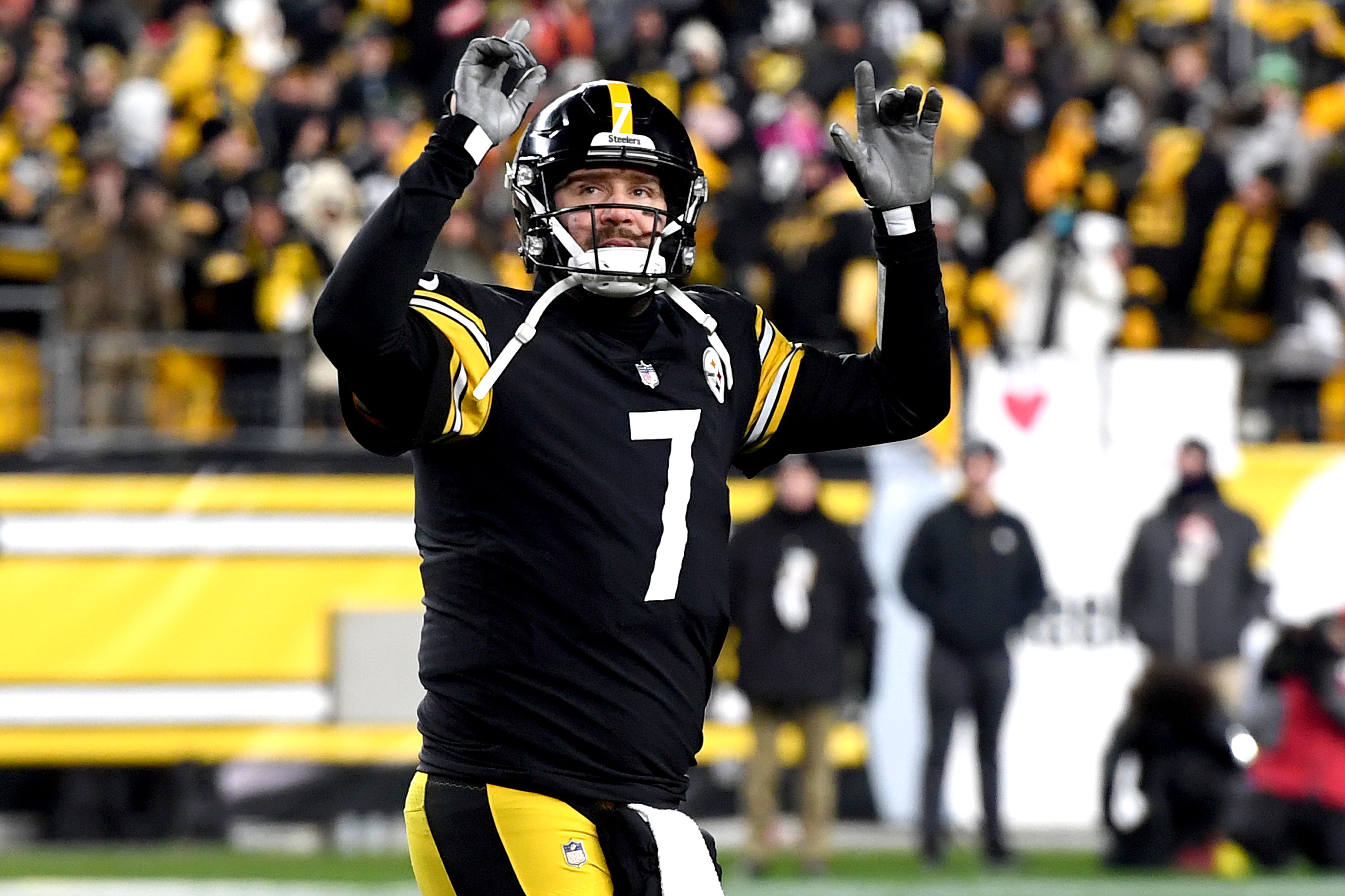 Ben Roethlisberger Emotional After Potential Last Game At Heinz Field