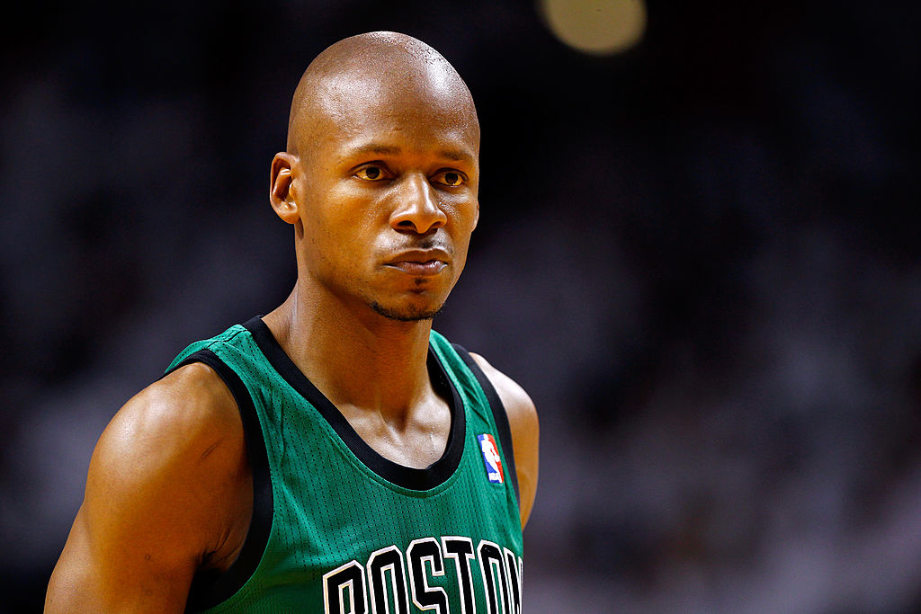 Rajon Rondo is planning a reunion for the 2008 NBA champion Celtics, but  Ray Allen isn't invited - Los Angeles Times