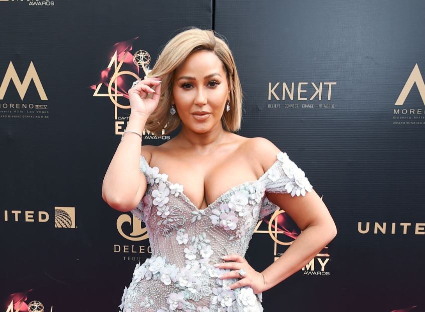 Adrienne Houghton Flexes 20 Pound Weight Loss With Bikini Selfie 1102