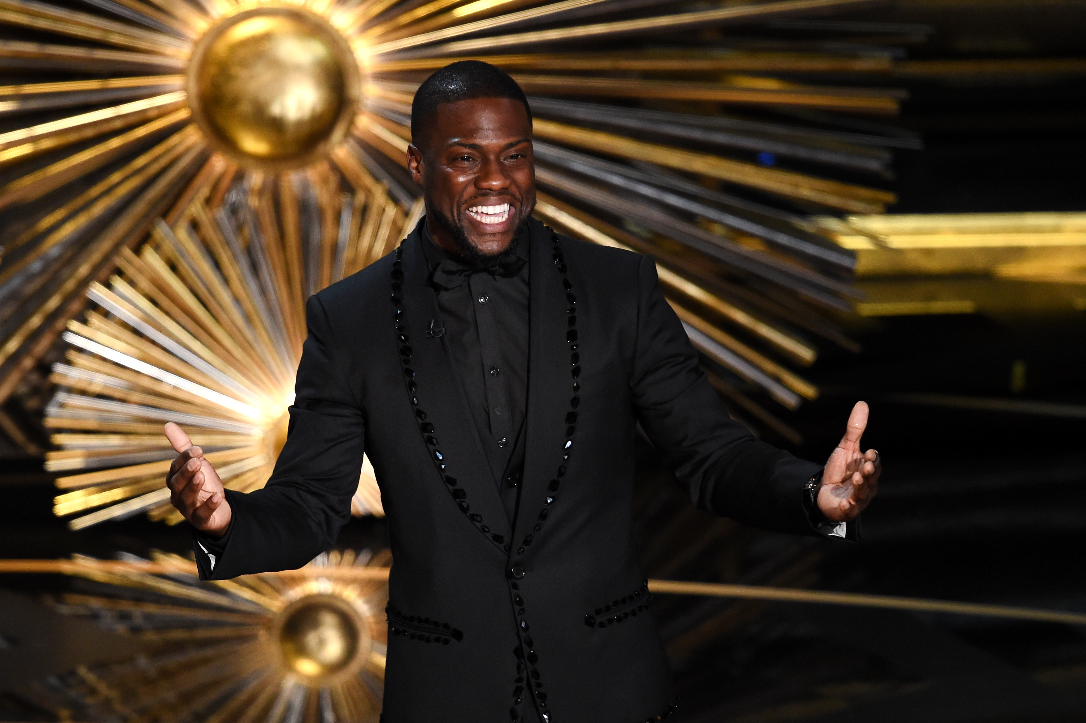 kevin hart new year's eve interview