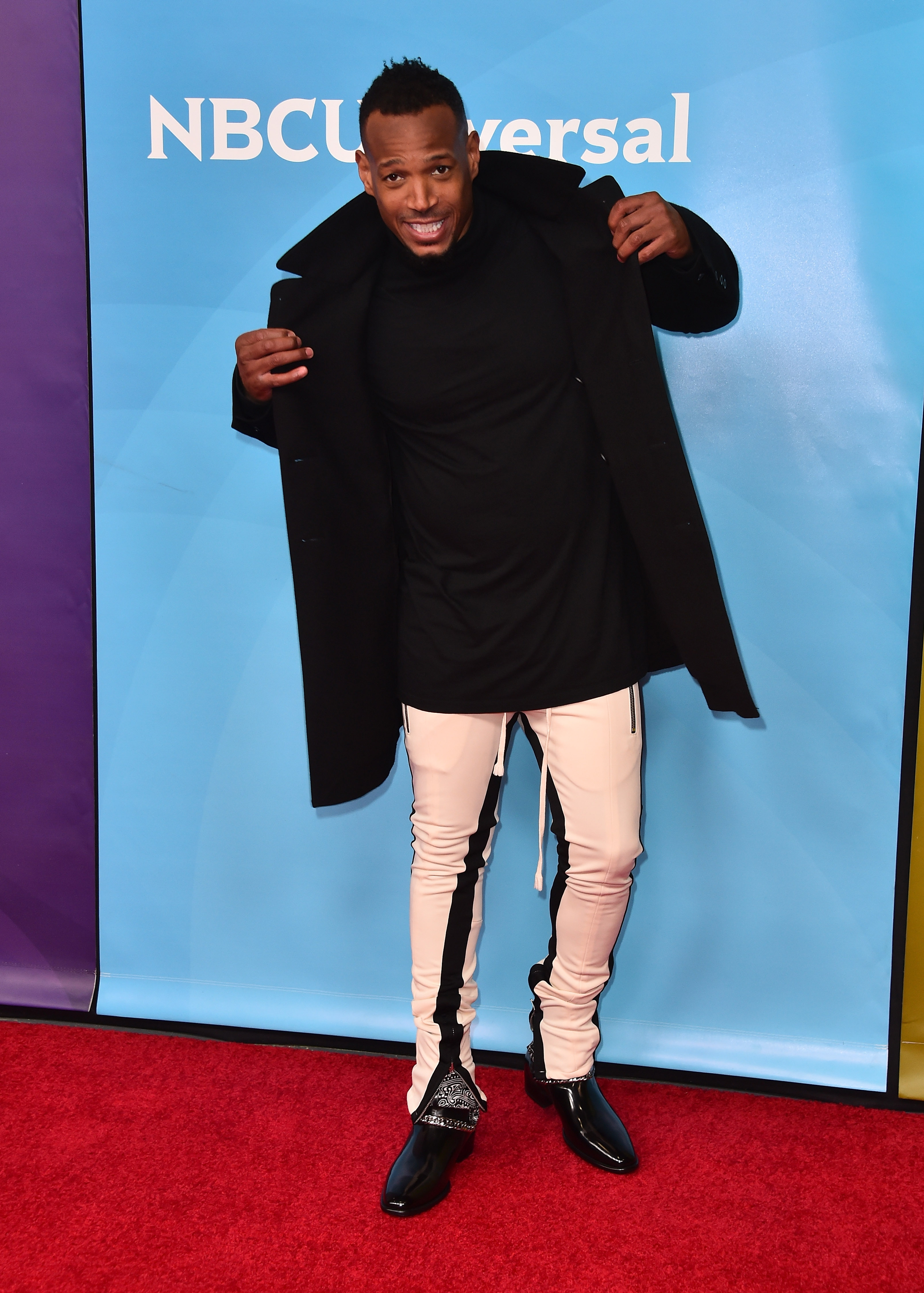 Marlon wayans says he s proud of donald glover for his this is