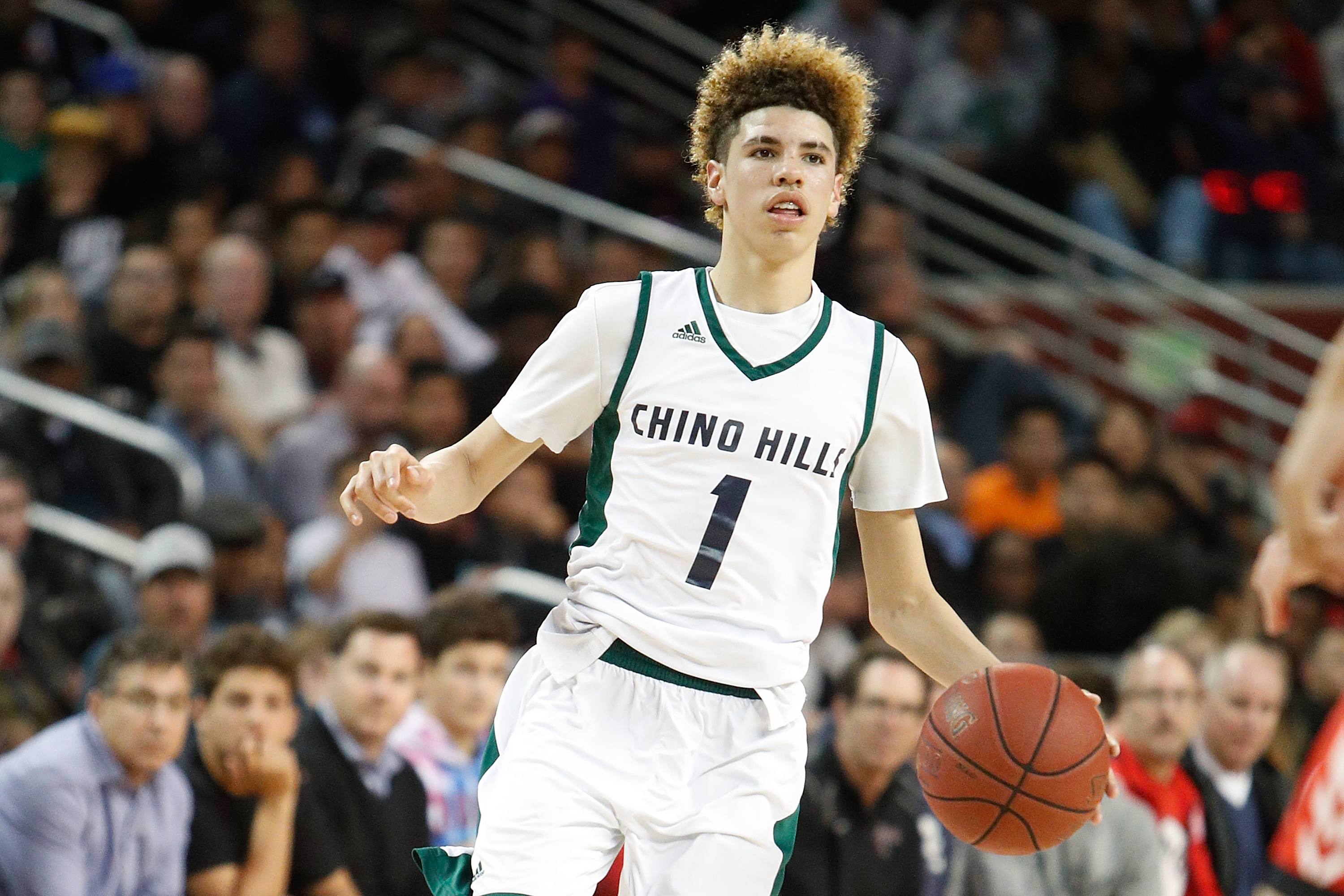LiAngelo and LaMelo Ball to Play Professionally in Lithuania - The