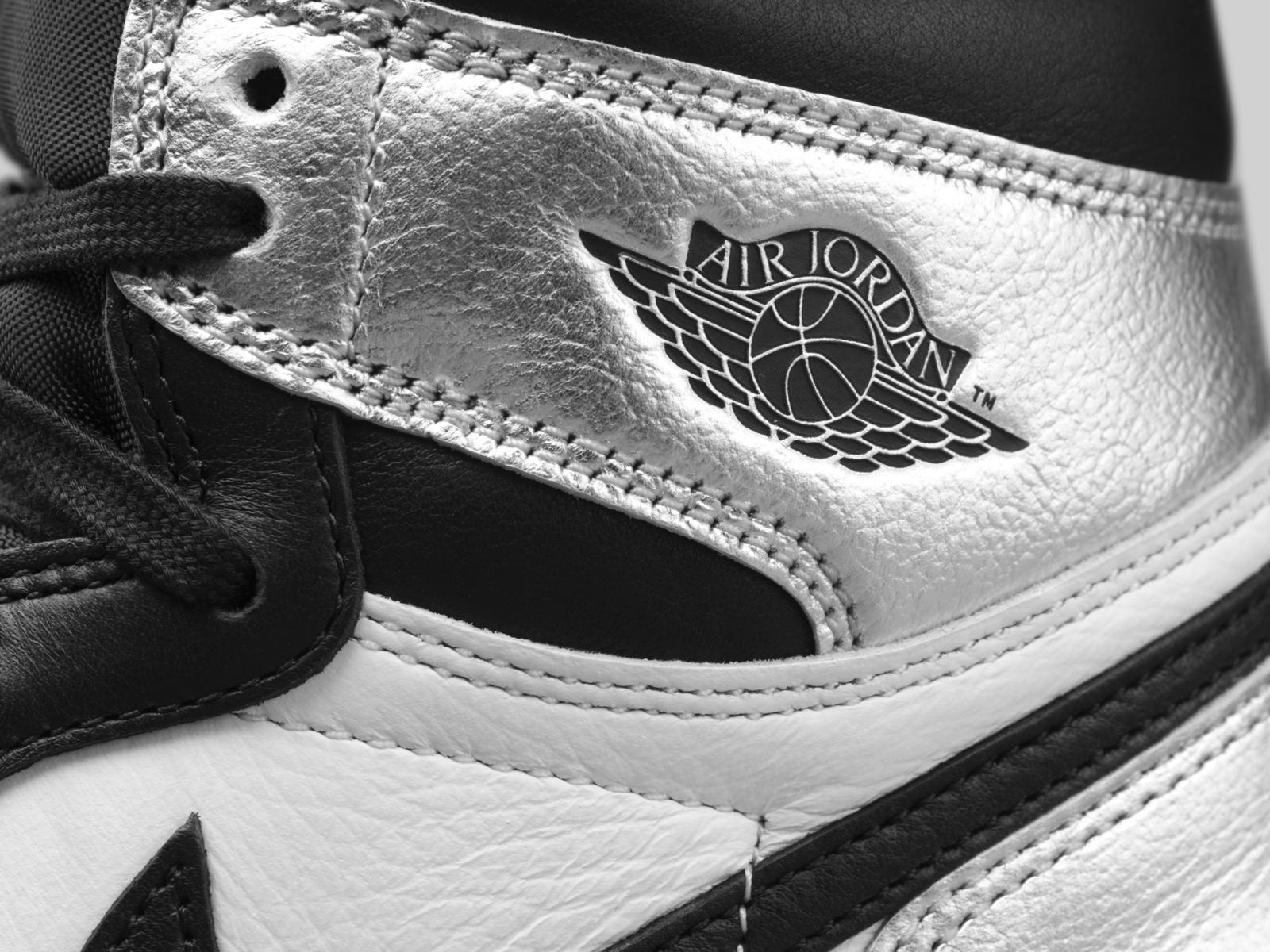 Detailed Look at the 'Silver Toe' Air Jordan 1 High