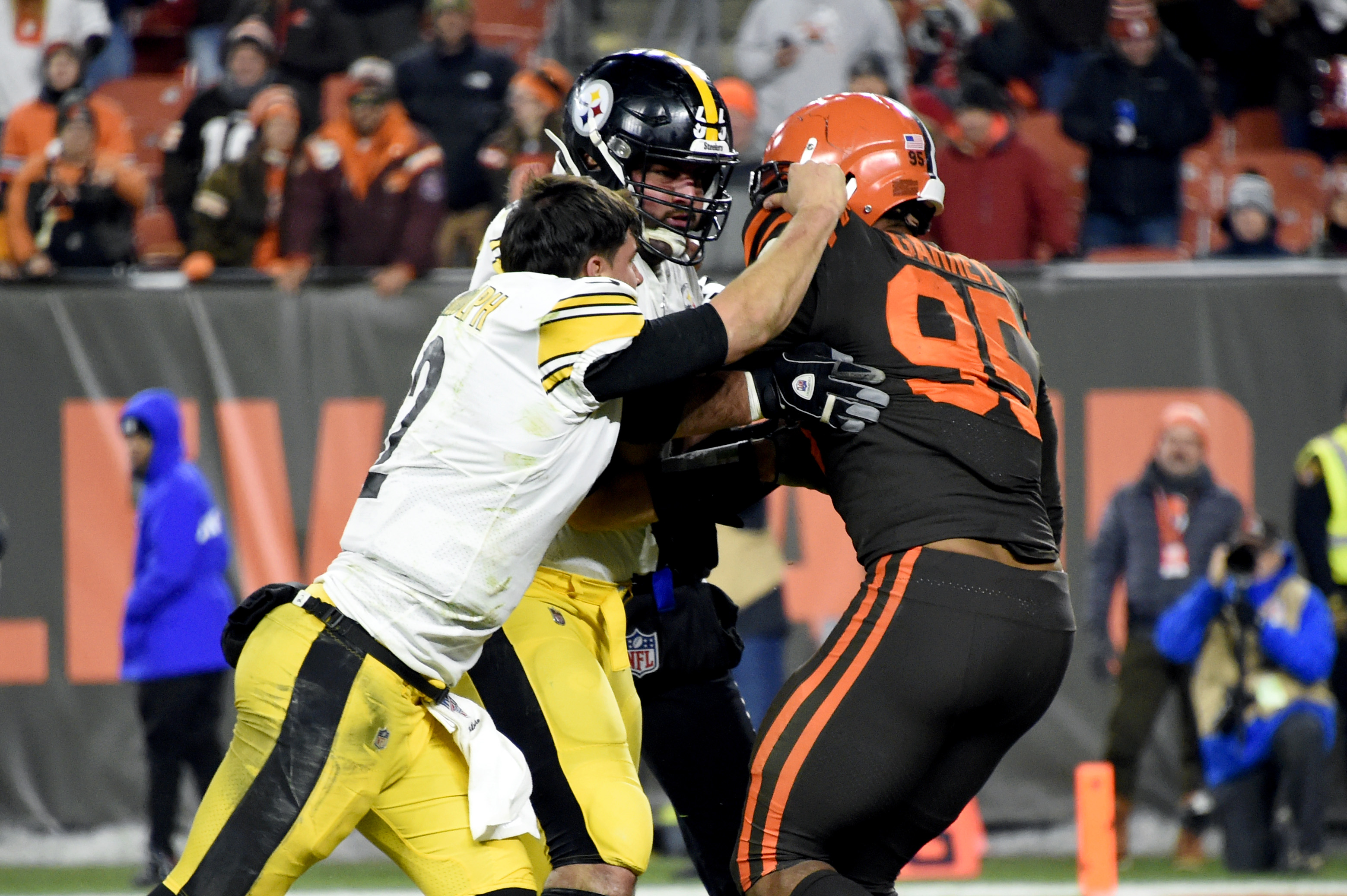 Steelers QB Rudolph fined $50,000 for brawl with Browns