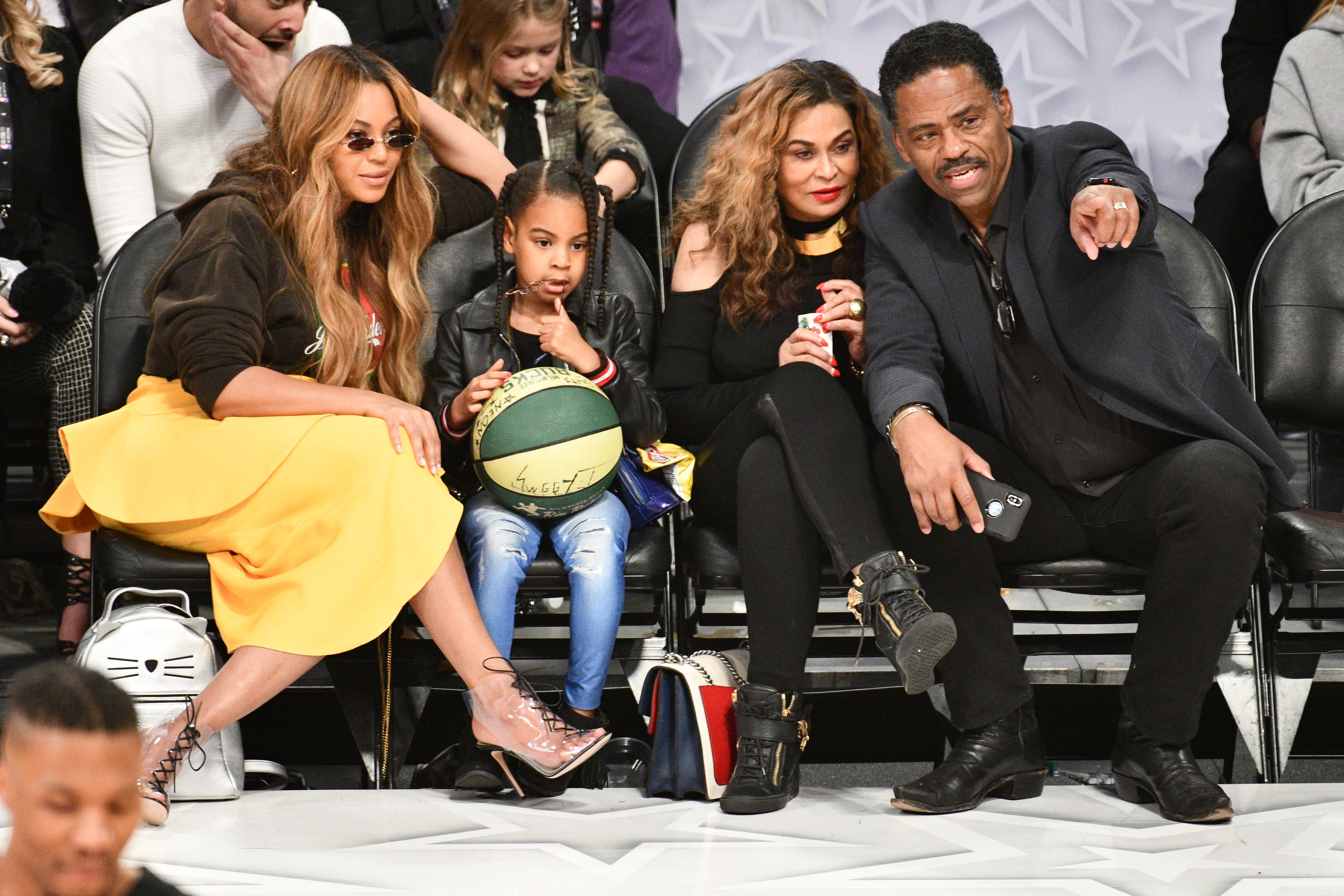 Tina Knowles Manages To See Beyonce, Jay-Z & Their Kids From A Distance