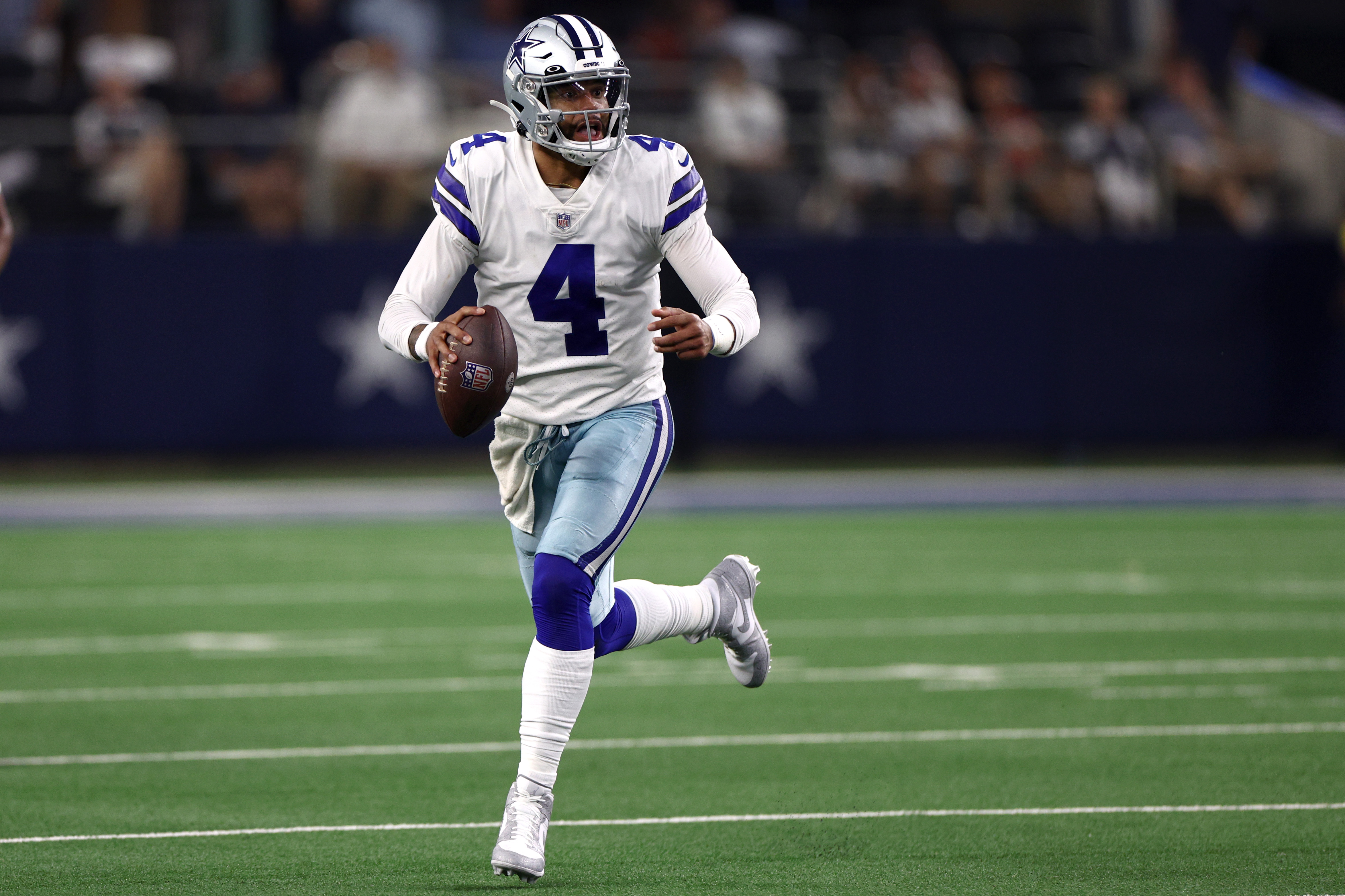 Dak Prescott Gets Horrible News After Blowout Loss To Buccaneers